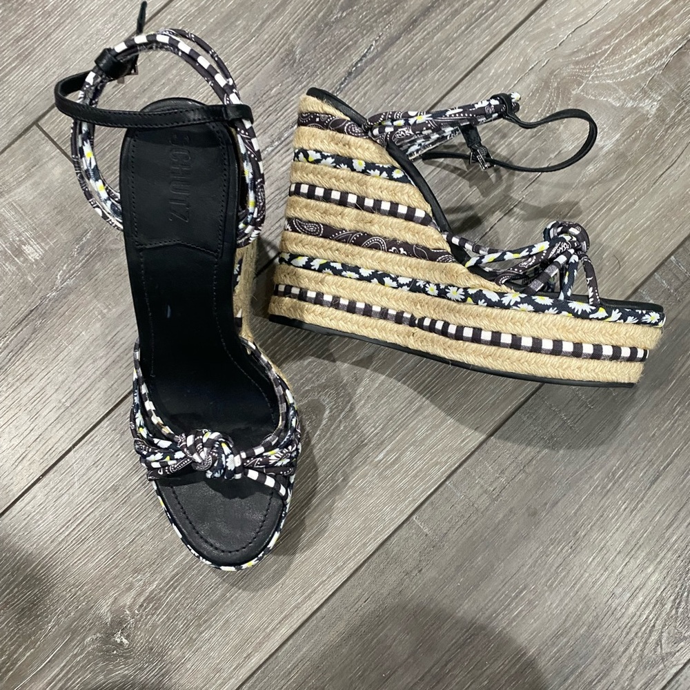 NWT! Schutz Dahra Wedge Heels